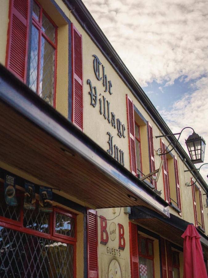 The Village Inn Bohola Exterior photo